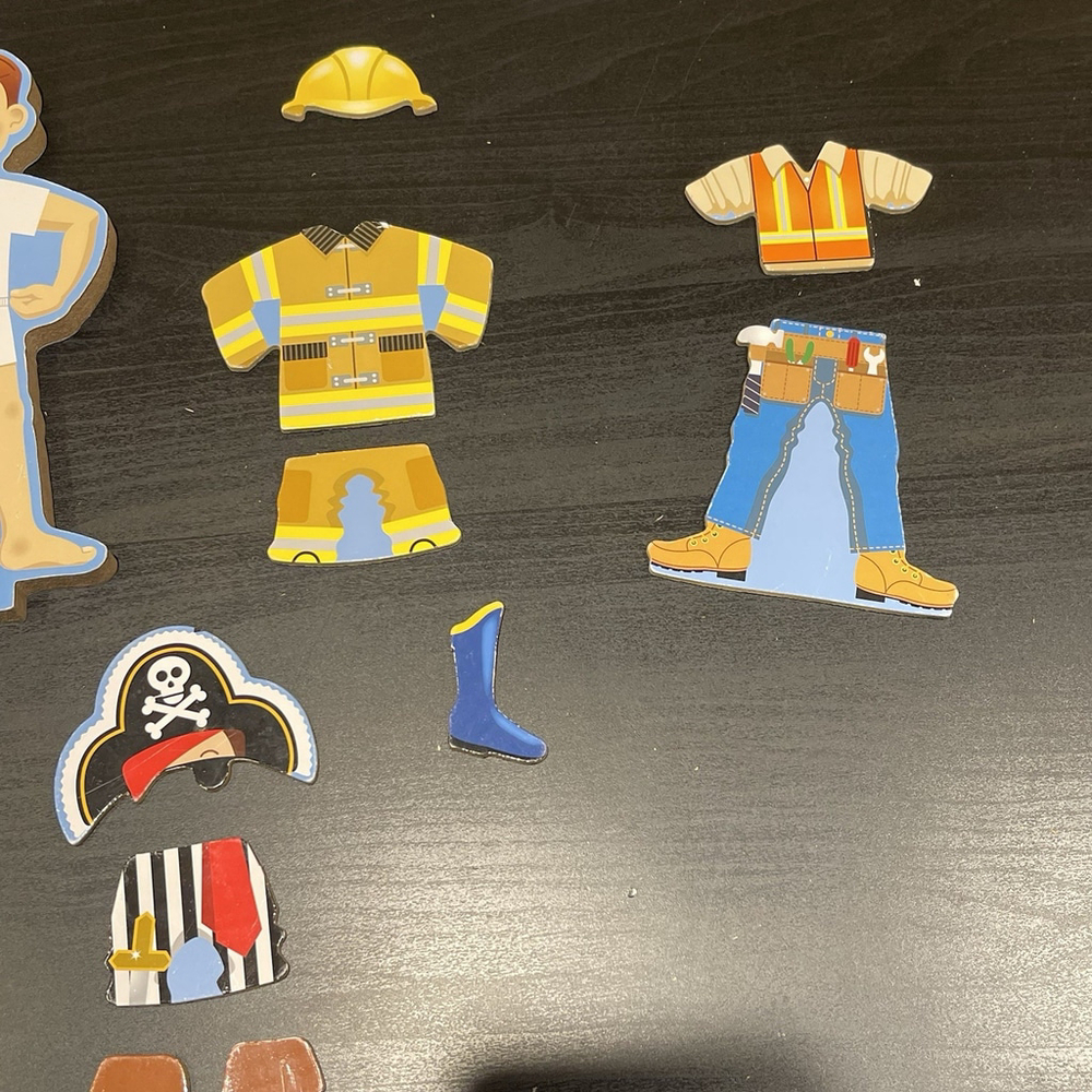 Melissa & Doug Joey Wooden Magnetic Dress-Up Doll Toy & 5 Outfits (Missing Some) - Picture 4 of 7